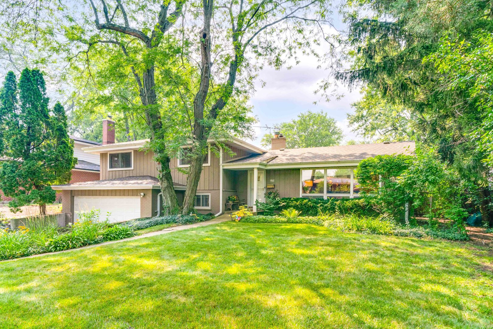 1802 Winthrop Road