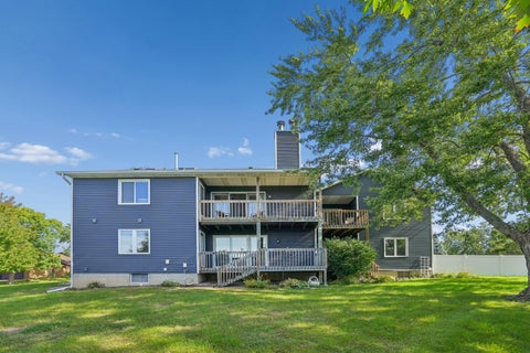 Tiny photo for 4721 Kynnelworth Drive #110, Bettendorf, IA 52722 (MLS # 12768777)