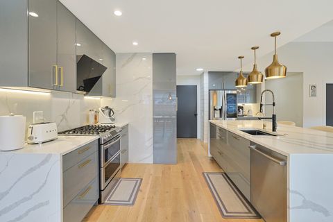 Tiny photo for 2131 Cumberland Parkway, Algonquin, IL 60102 (MLS # 12626586)