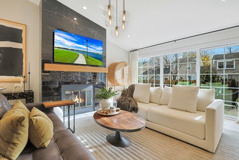 Tiny photo for 2131 Cumberland Parkway, Algonquin, IL 60102 (MLS # 12626586)