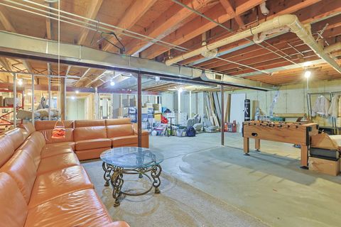 Tiny photo for 2131 Cumberland Parkway, Algonquin, IL 60102 (MLS # 12626586)