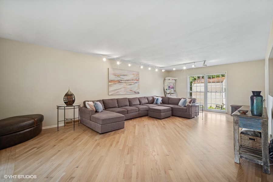 49 Red Oak Lane