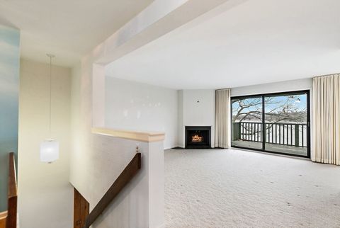 Tiny photo for 25 Shoreline Road #D, Lake Barrington, IL 60010 (MLS # 12533640)