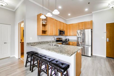 Tiny photo for 1199 E Port Clinton Road #701, Vernon Hills, IL 60061 (MLS # 12575804)