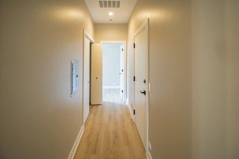 Tiny photo for 551 E 47th Street #3W, Chicago, IL 60615 (MLS # 12739465)