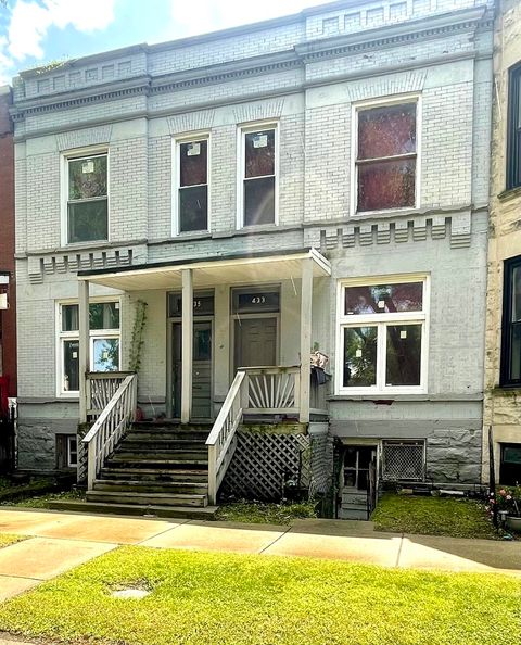 Photo of 433 E 46th Place, Chicago, IL 60653 (MLS # 12396191)