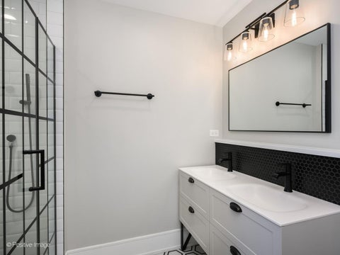 Tiny photo for 5534 N Linder Avenue, Chicago, IL 60630 (MLS # 12757837)