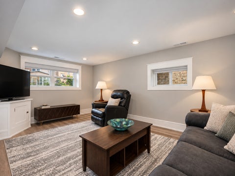 Tiny photo for 5534 N Linder Avenue, Chicago, IL 60630 (MLS # 12757837)