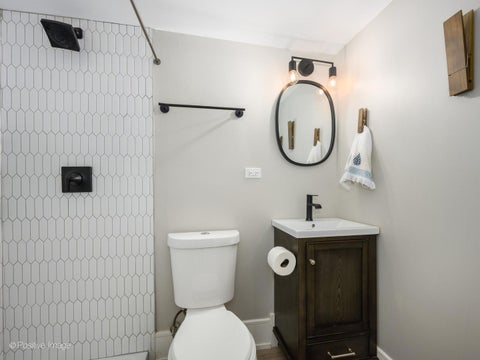 Tiny photo for 5534 N Linder Avenue, Chicago, IL 60630 (MLS # 12757837)