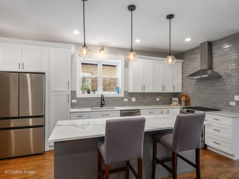 Tiny photo for 5534 N Linder Avenue, Chicago, IL 60630 (MLS # 12757837)