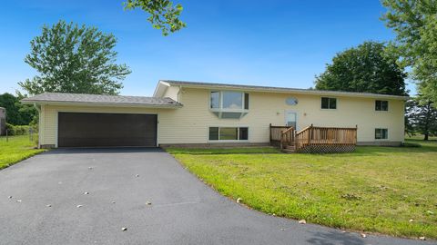 22005 Harmony Road Marengo IL 60152