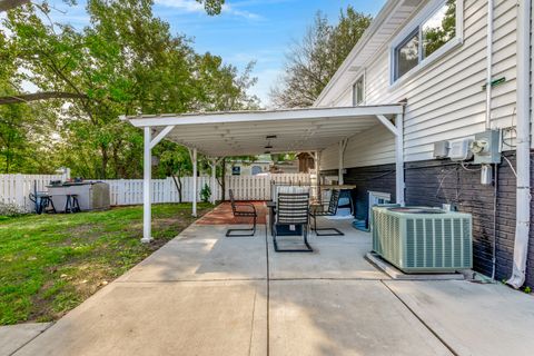 Tiny photo for 8461 GROSS POINT Road, Skokie, IL 60077 (MLS # 12458038)