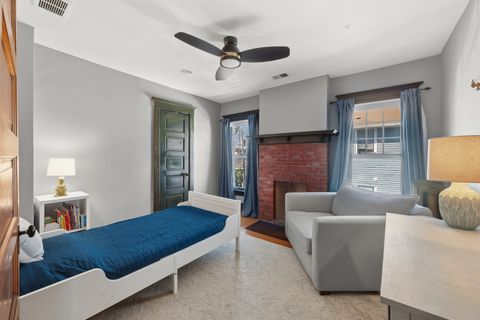 Tiny photo for 323 W Maple Avenue, Libertyville, IL 60048 (MLS # 12592817)
