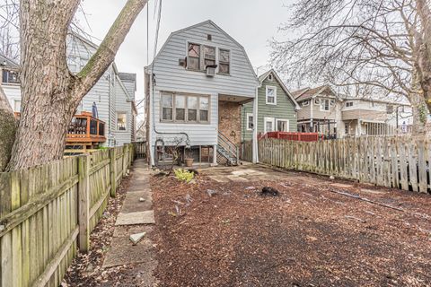 Tiny photo for 616 S Cuyler Avenue, Oak Park, IL 60304 (MLS # 12601301)