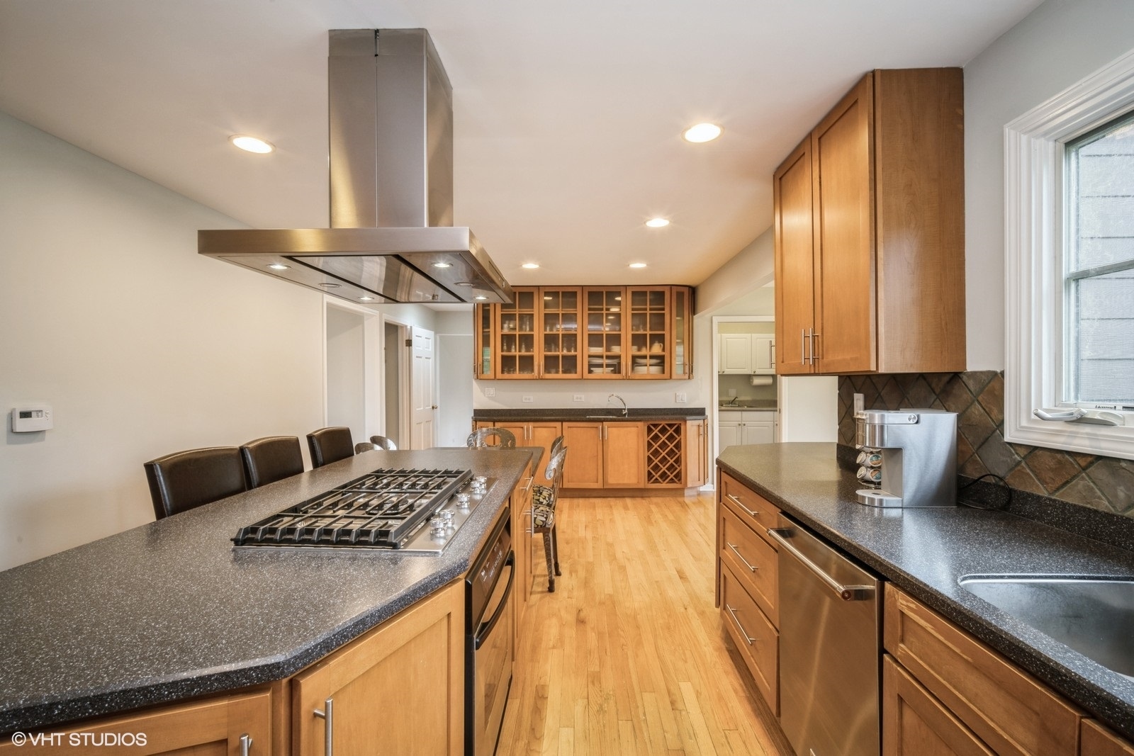 3935 Russett Lane