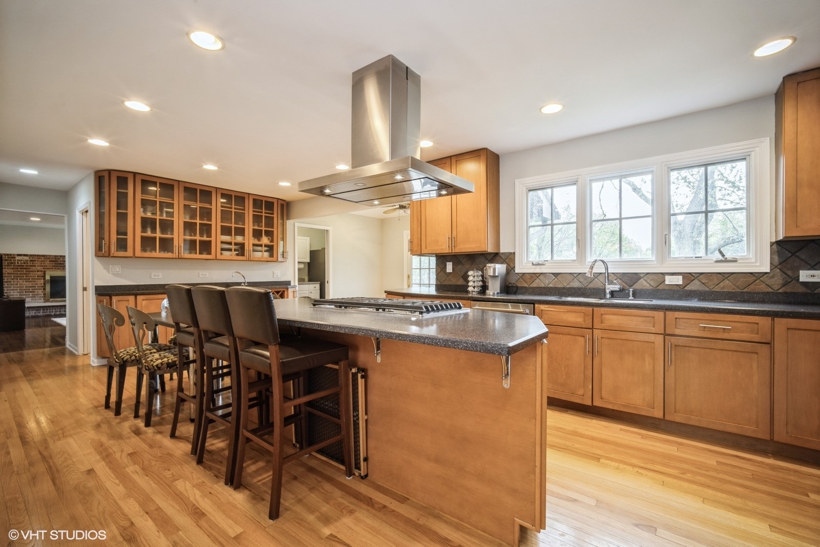 3935 Russett Lane