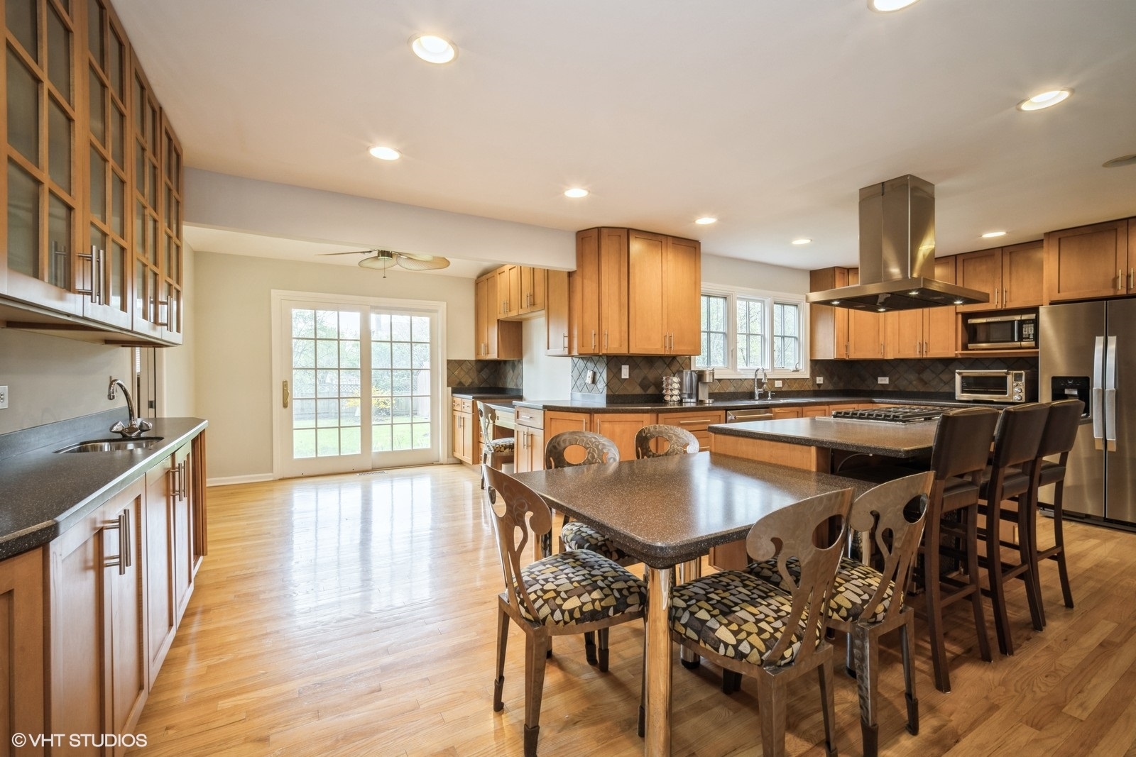 3935 Russett Lane