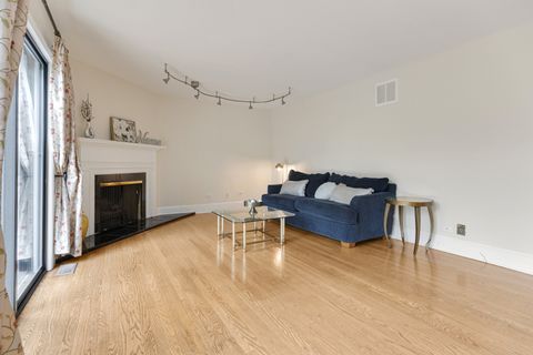 Tiny photo for 19W019 Avenue Barbizon, Oak Brook, IL 60523 (MLS # 12450688)