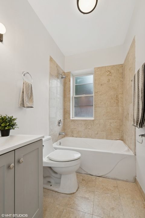 Tiny photo for 3849 W Ainslie Street #1, Chicago, IL 60625 (MLS # 12474324)