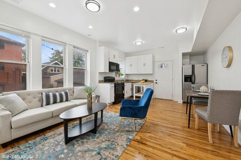 Tiny photo for 3849 W Ainslie Street #1, Chicago, IL 60625 (MLS # 12474324)