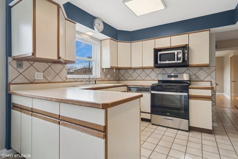 Tiny photo for 1600 N 17th Avenue #1, Melrose Park, IL 60160 (MLS # 12618033)