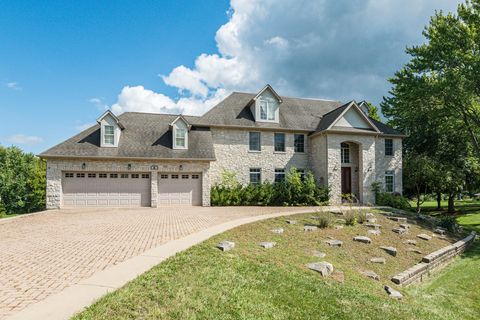 A home in Hawthorn Woods