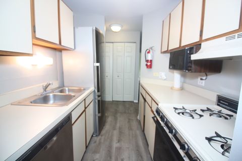 Tiny photo for 560 Vine Avenue #103, Highland Park, IL 60035 (MLS # 12490766)