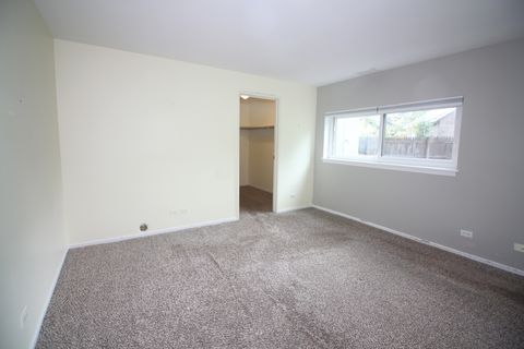 Tiny photo for 560 Vine Avenue #103, Highland Park, IL 60035 (MLS # 12490766)