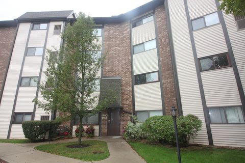 Photo of 560 Vine Avenue #103, Highland Park, IL 60035 (MLS # 12490766)