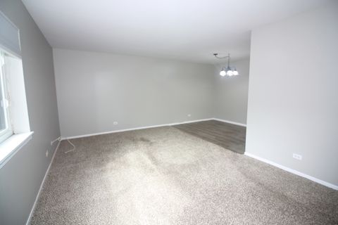 Tiny photo for 560 Vine Avenue #103, Highland Park, IL 60035 (MLS # 12490766)