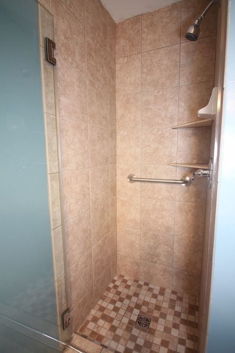 Tiny photo for 560 Vine Avenue #103, Highland Park, IL 60035 (MLS # 12490766)