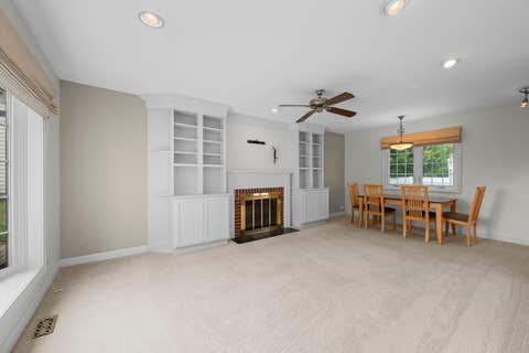 Tiny photo for 7 Greystone Court, Streamwood, IL 60107 (MLS # 12662248)