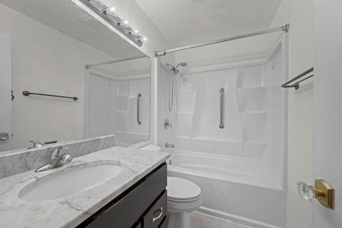 Tiny photo for 7 Greystone Court, Streamwood, IL 60107 (MLS # 12662248)