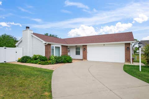 Photo of 7 Greystone Court, Streamwood, IL 60107 (MLS # 12662248)