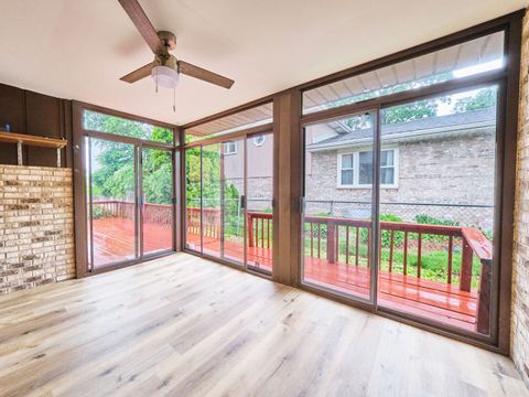 Tiny photo for 7201 W 110th Street, Worth, IL 60482 (MLS # 12405777)