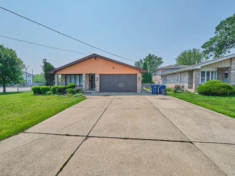 Tiny photo for 7201 W 110th Street, Worth, IL 60482 (MLS # 12405777)