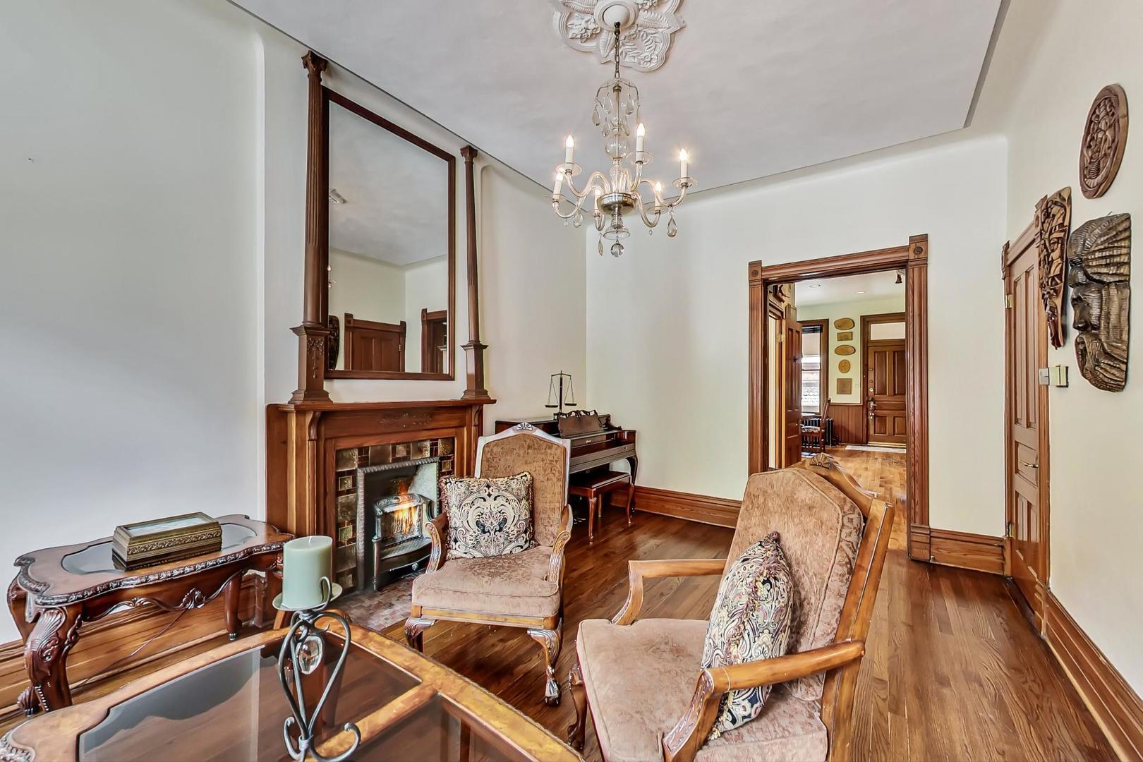 2249 W Belmont Avenue