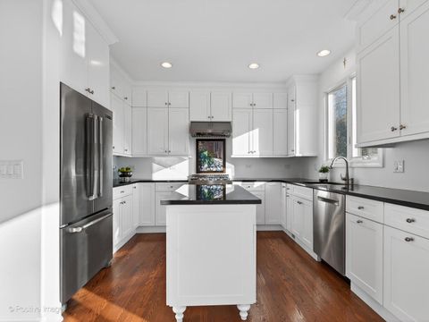 Tiny photo for 285 Middaugh Road, Clarendon Hills, IL 60514 (MLS # 12550228)