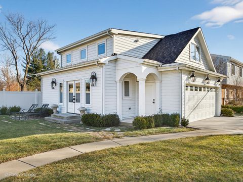 Tiny photo for 285 Middaugh Road, Clarendon Hills, IL 60514 (MLS # 12550228)