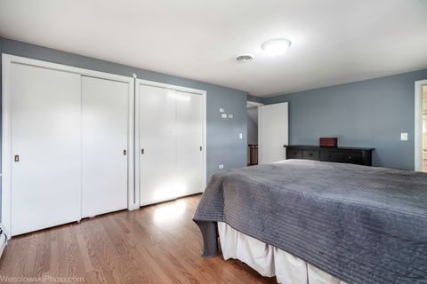 Tiny photo for 6400 N KNOX Avenue, Lincolnwood, IL 60712 (MLS # 12518579)