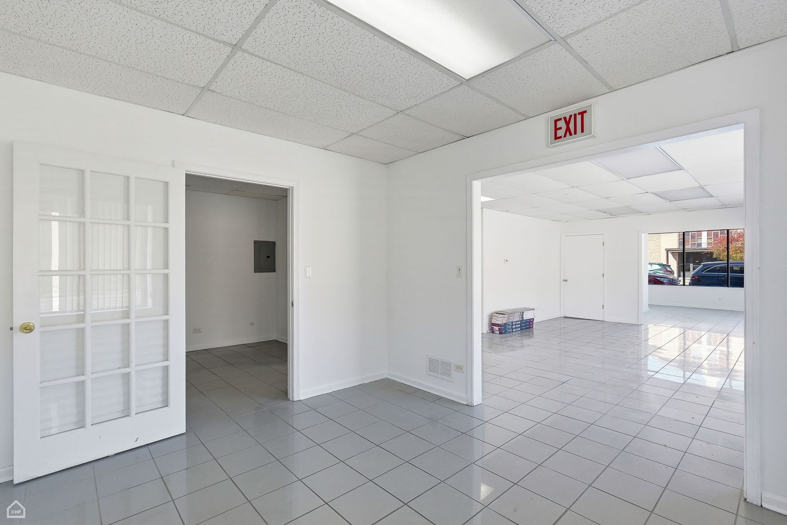 6121 W Belmont Avenue