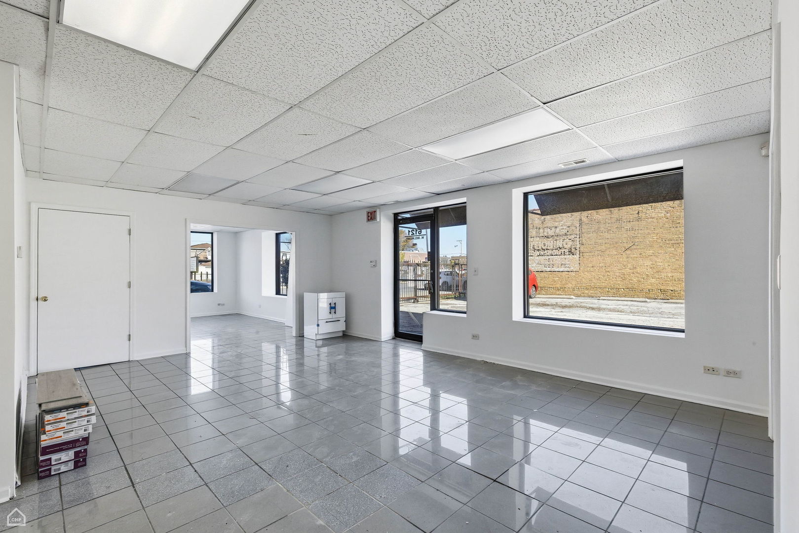 6121 W Belmont Avenue