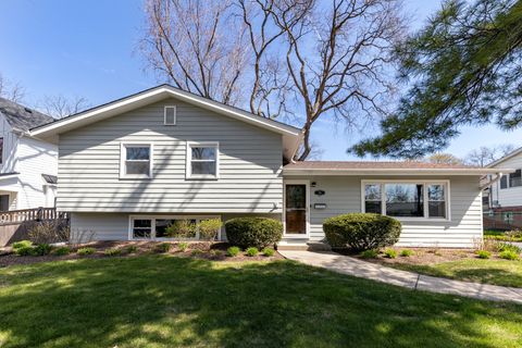 736 Willow Road Naperville IL 60540