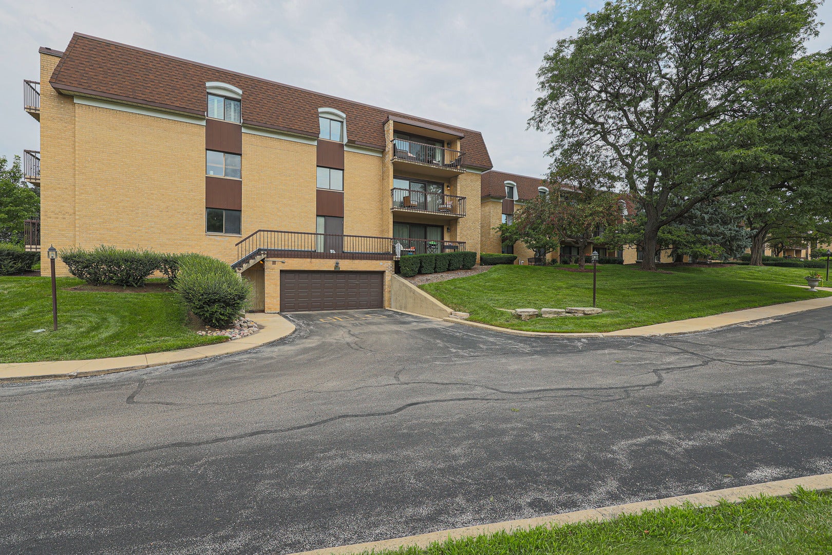 1105 N MILL Street 219