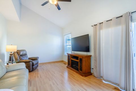 Tiny photo for 1734 Somerfield Lane, Crystal Lake, IL 60014 (MLS # 12505204)