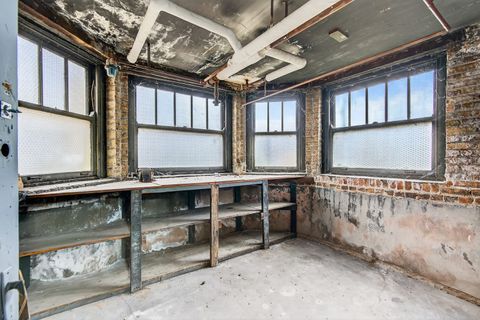 Tiny photo for 344 Wisconsin Avenue #1, Oak Park, IL 60302 (MLS # 12594774)