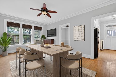 Tiny photo for 344 Wisconsin Avenue #1, Oak Park, IL 60302 (MLS # 12594774)