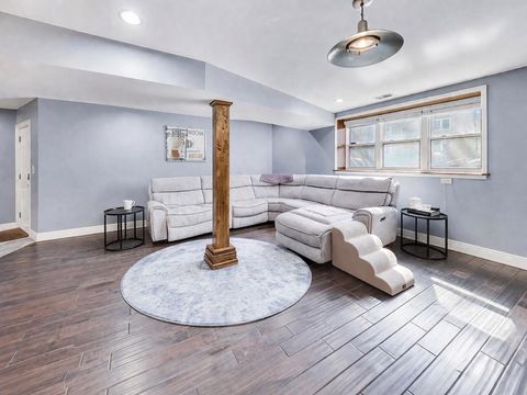 Tiny photo for 2314 W Farwell Avenue #GW, Chicago, IL 60645 (MLS # 12596250)