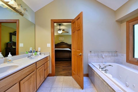 Tiny photo for 712 Brighton Drive, Sugar Grove, IL 60554 (MLS # 12745397)