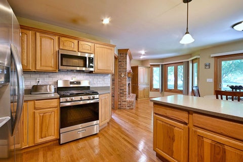Tiny photo for 712 Brighton Drive, Sugar Grove, IL 60554 (MLS # 12745397)